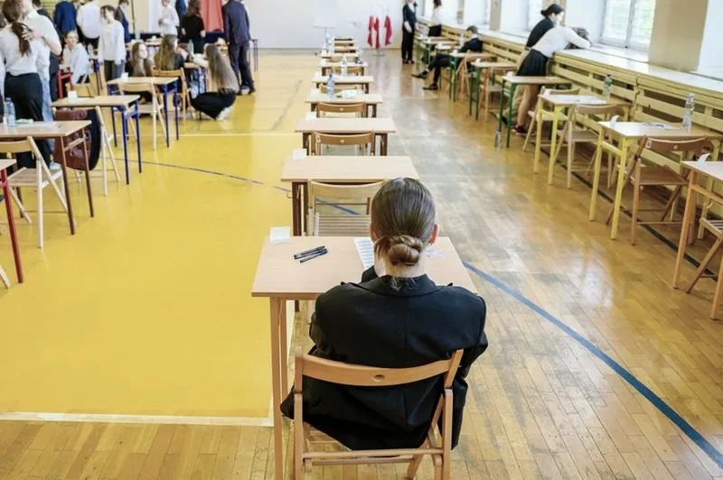 Co można mieć na maturze: kluczowe przedmioty, które warto zabrać