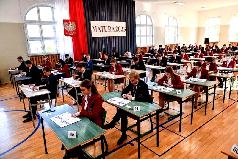 Ile dni trwają matury? Kluczowe informacje dla każdego maturzysty