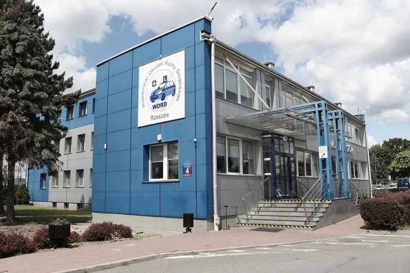 Skuteczne sposoby na usunięcie stopki w Wordzie i bezpieczeństwo Twojego dokumentu